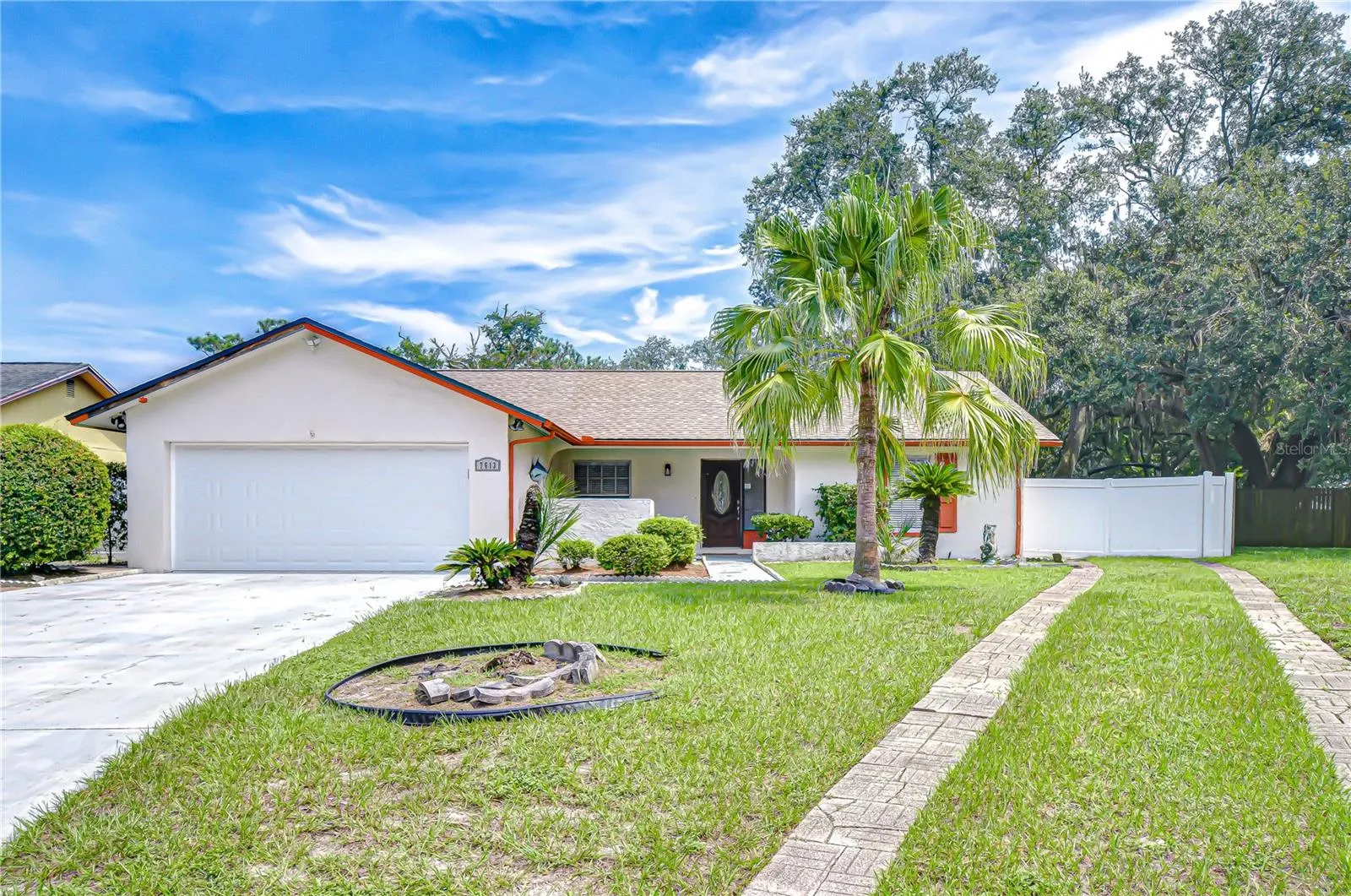 7613 S SANIBEL CIR