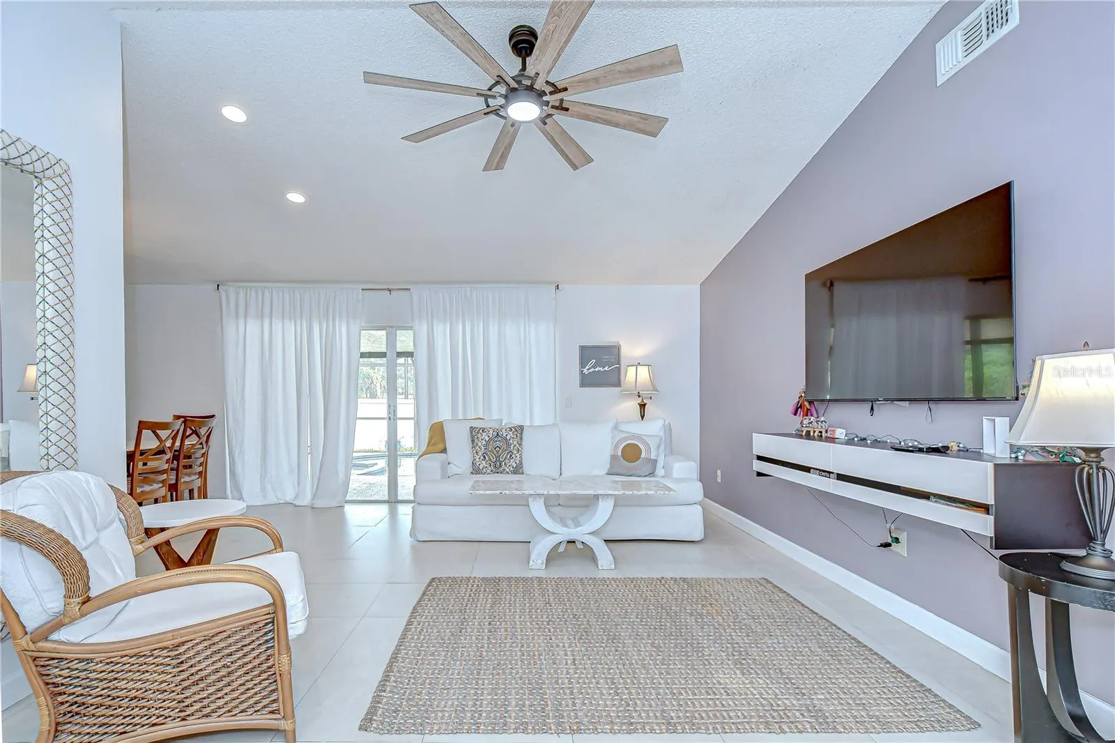 7613 S SANIBEL CIR