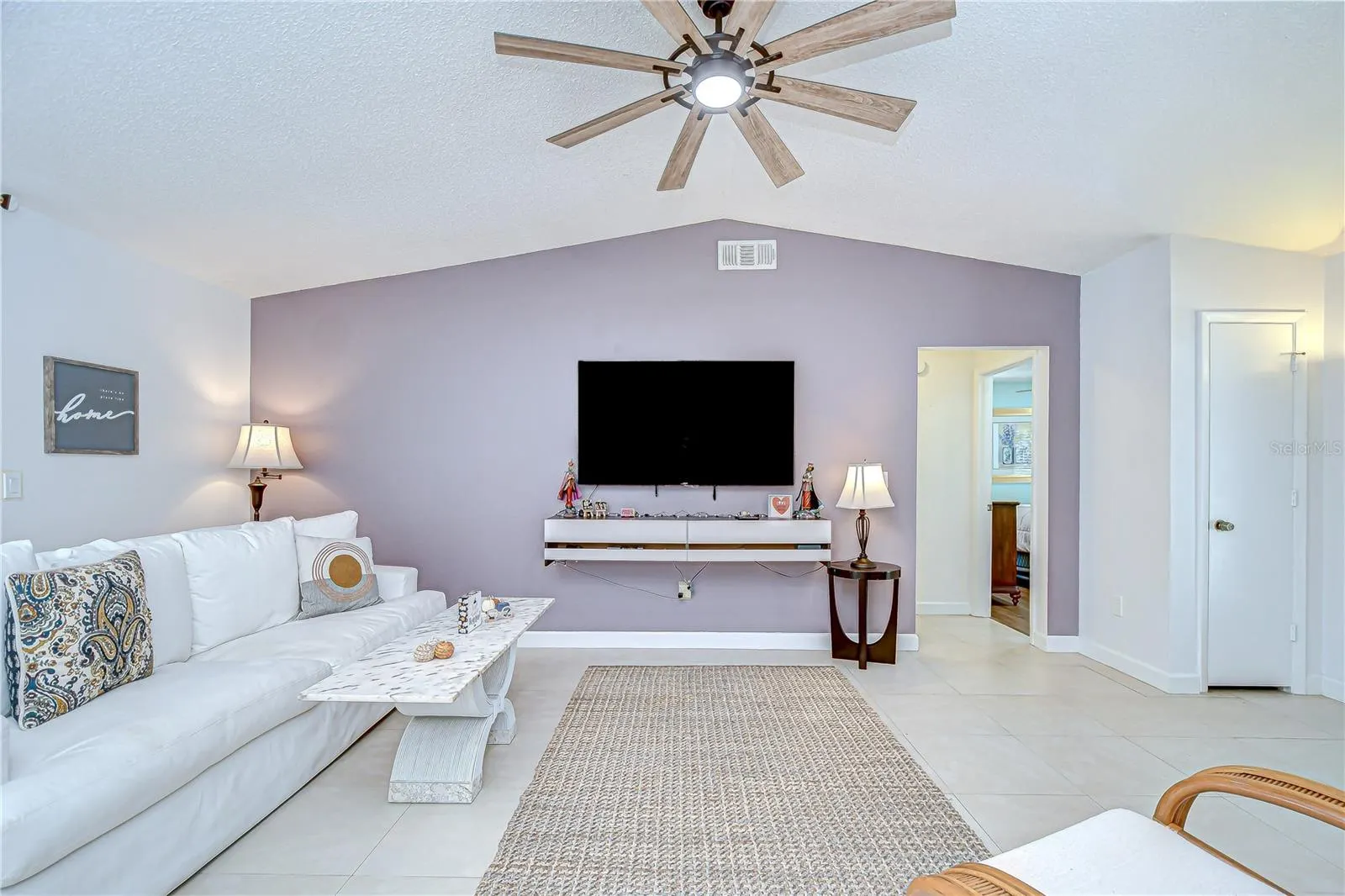7613 S SANIBEL CIR