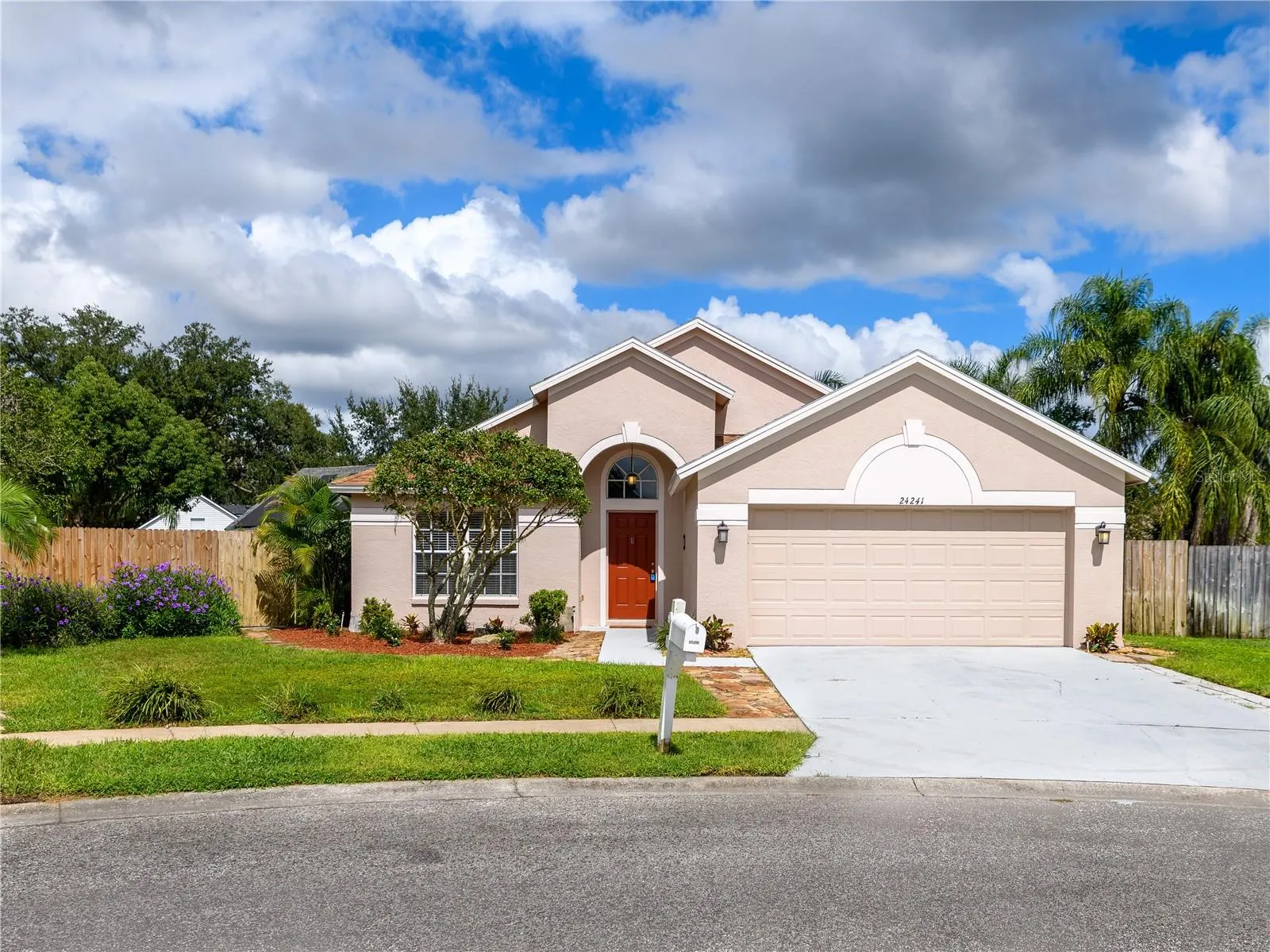 24241 BRANCHWOOD CT