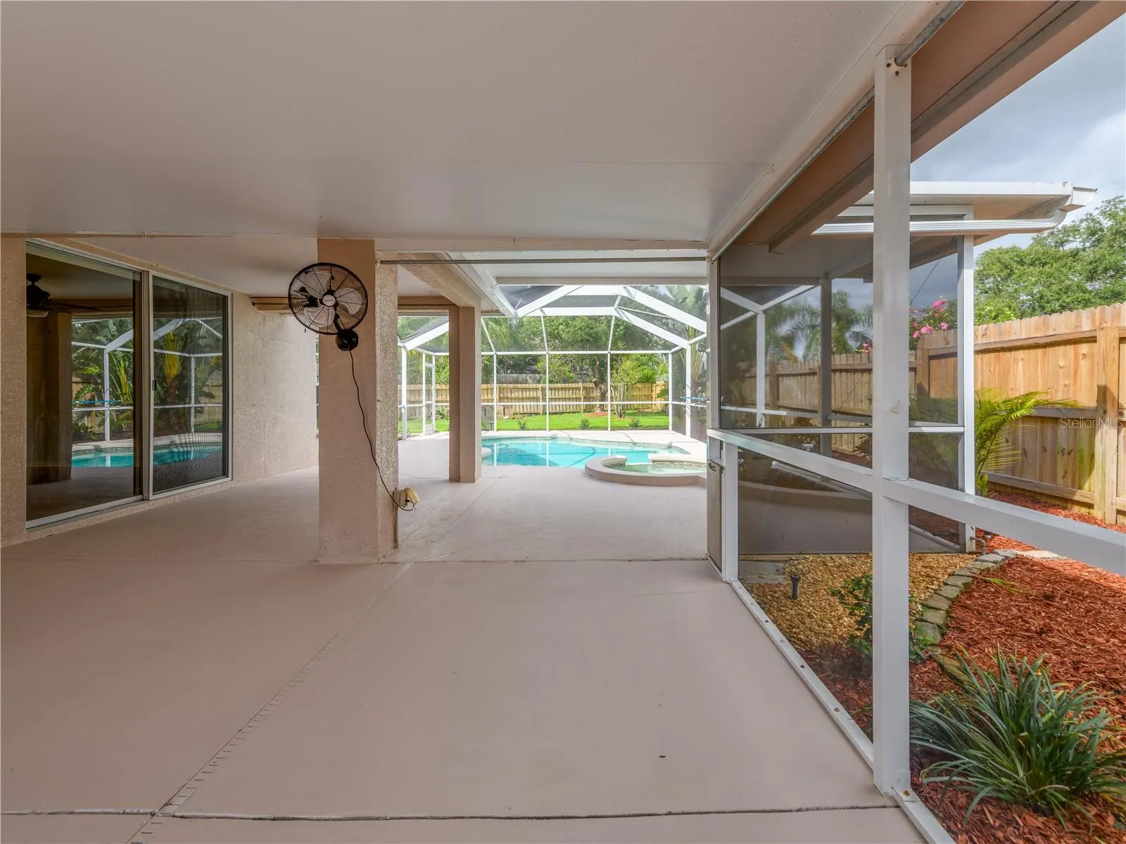 24241 BRANCHWOOD CT