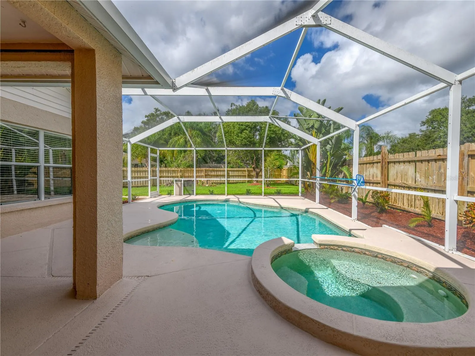 24241 BRANCHWOOD CT