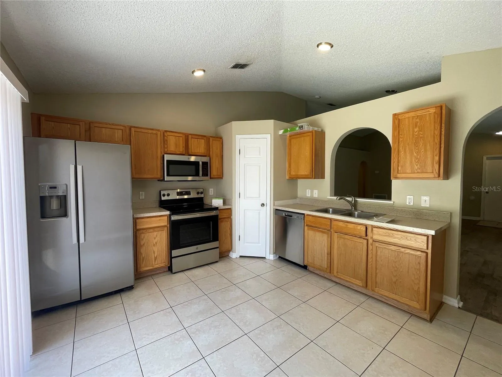 10436 OPUS DR