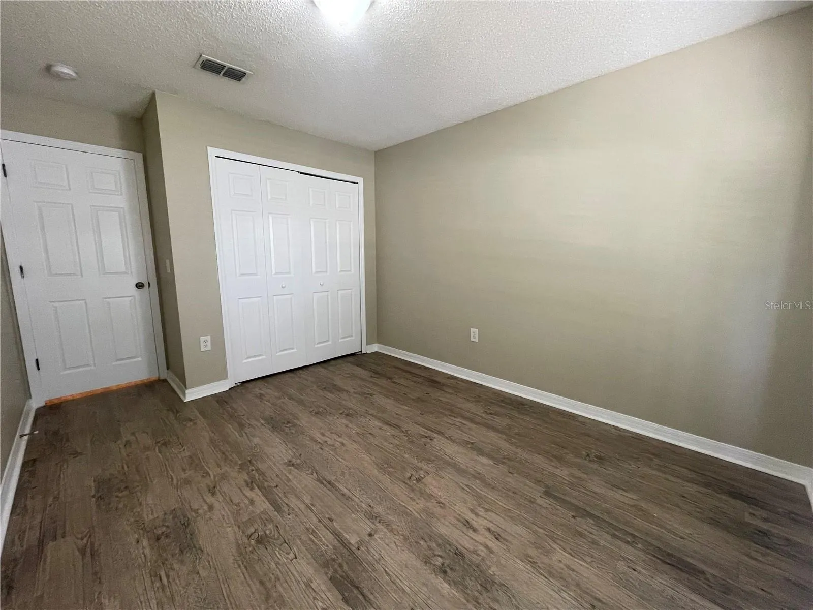10436 OPUS DR