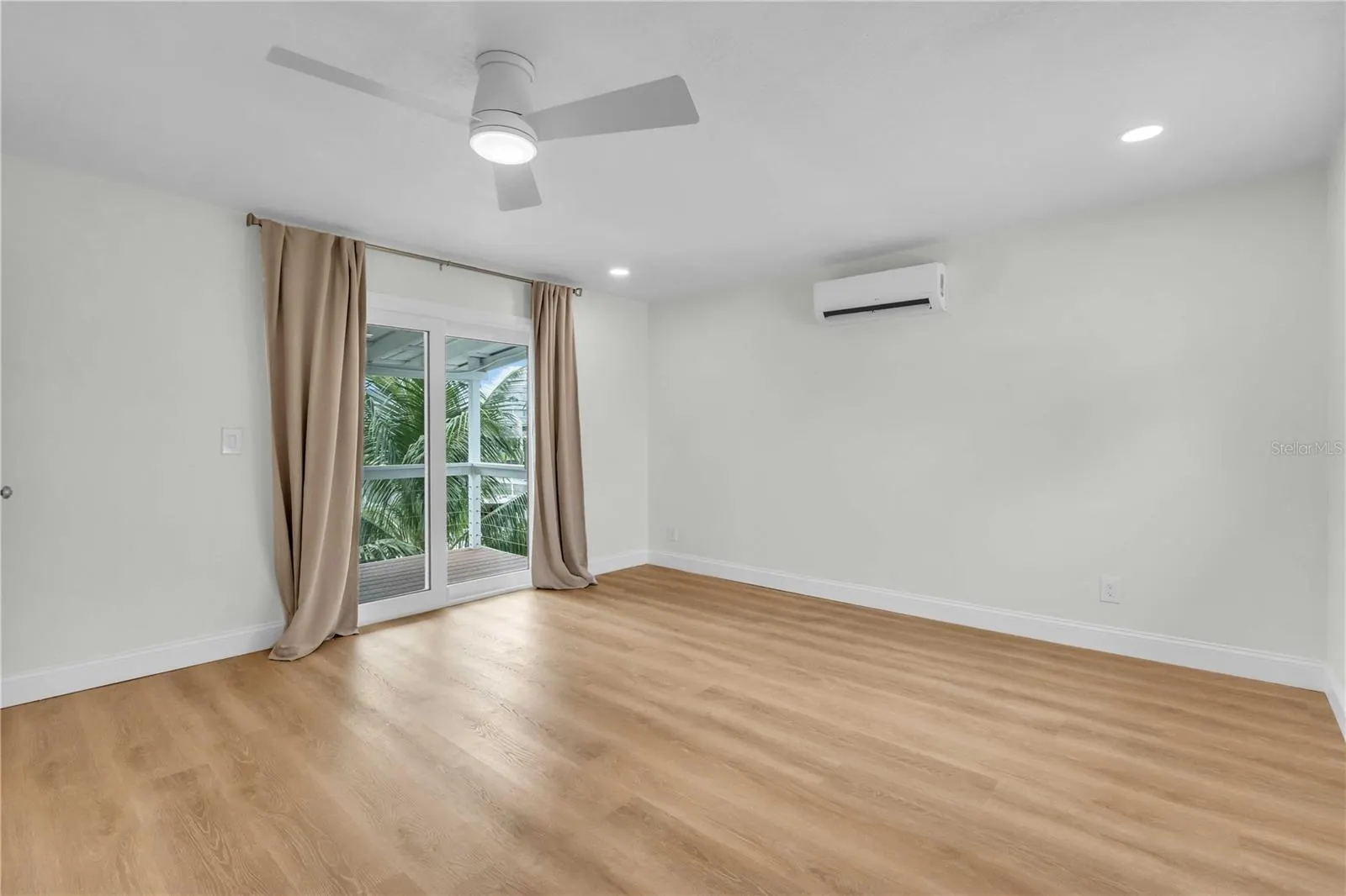 349 BAHIA VISTA DR