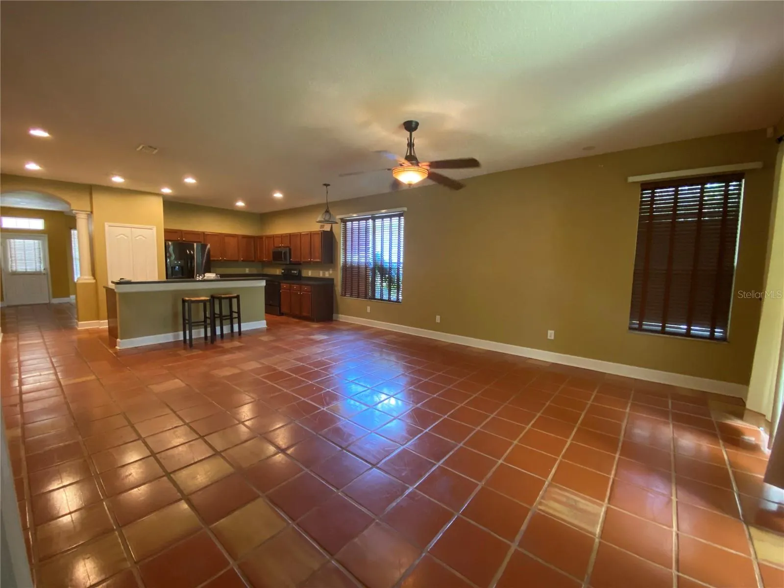 5012 MIRROR RIDGE CT
