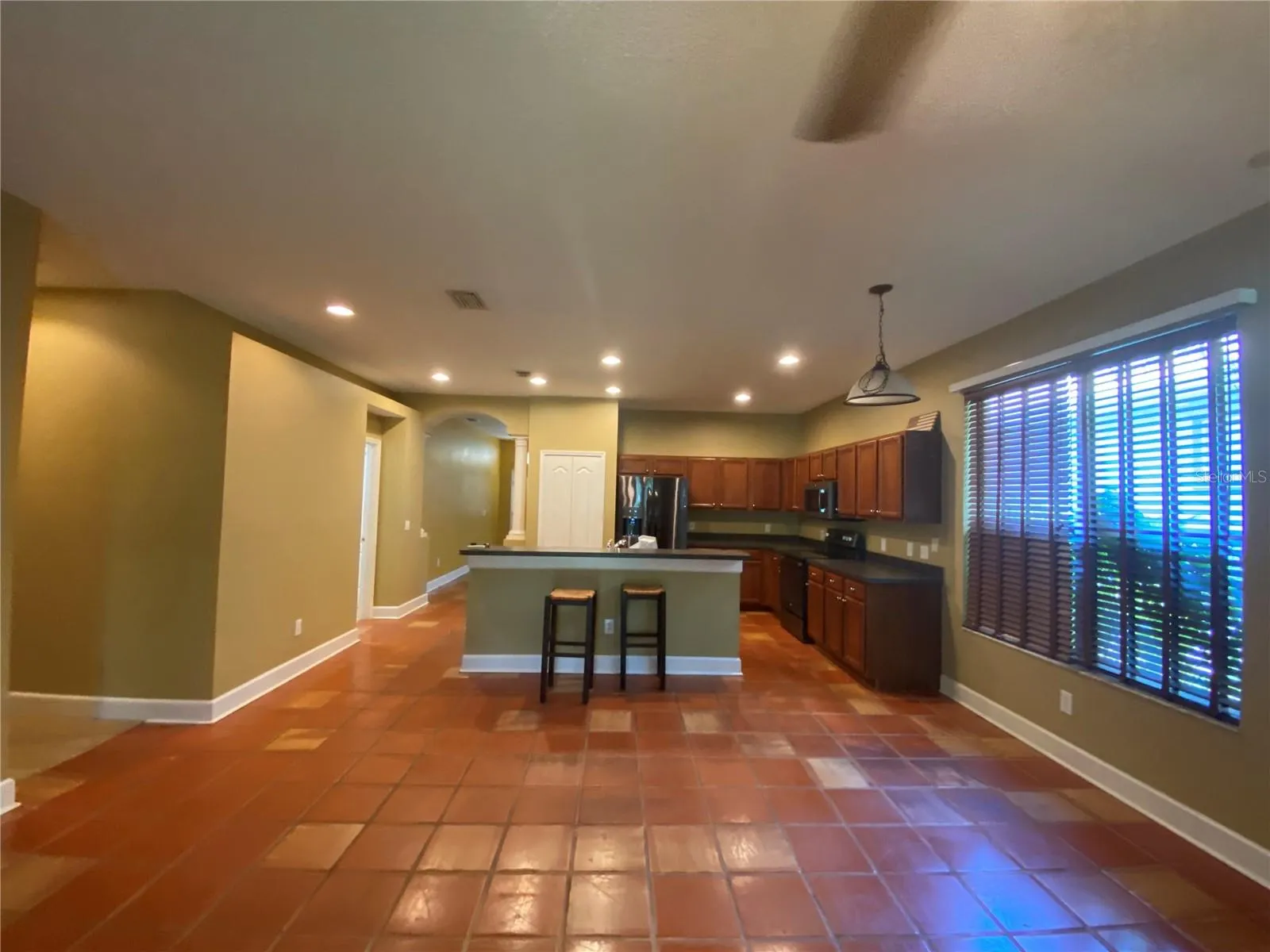 5012 MIRROR RIDGE CT