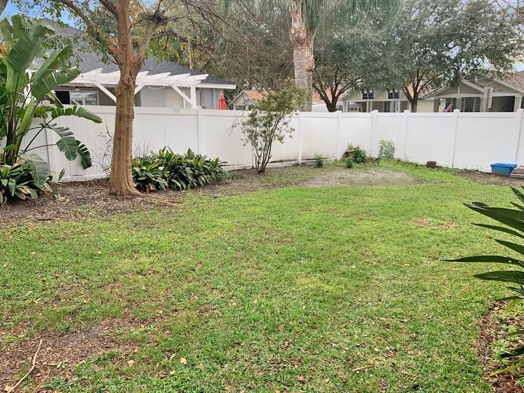 5012 MIRROR RIDGE CT