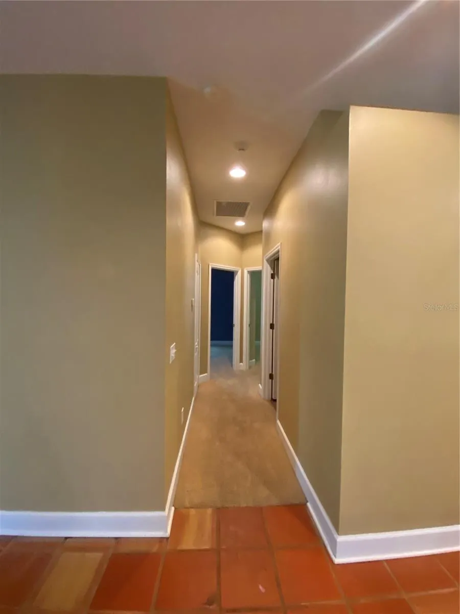 5012 MIRROR RIDGE CT