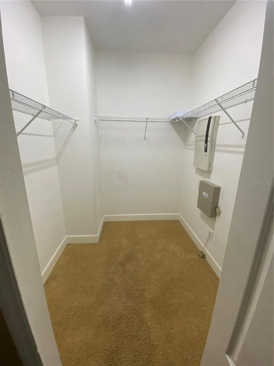 5012 MIRROR RIDGE CT