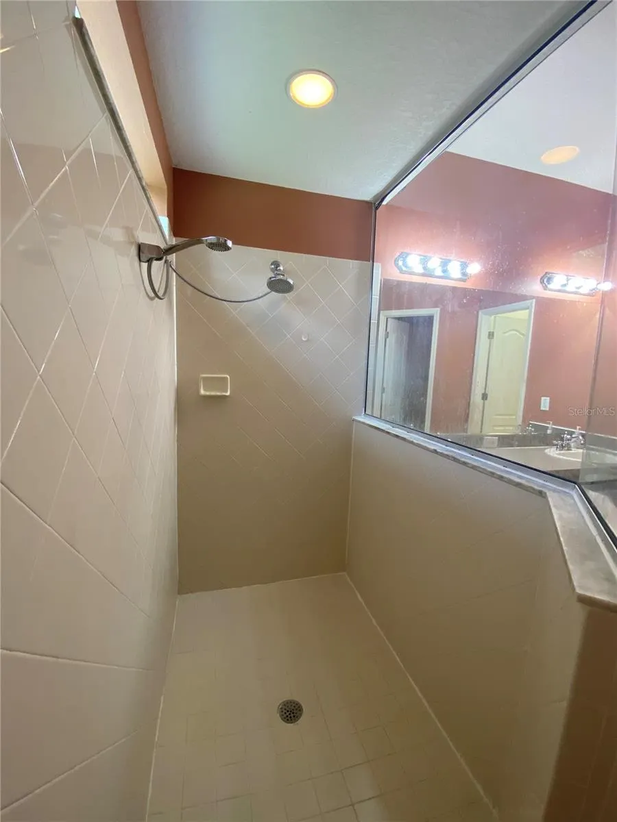 5012 MIRROR RIDGE CT