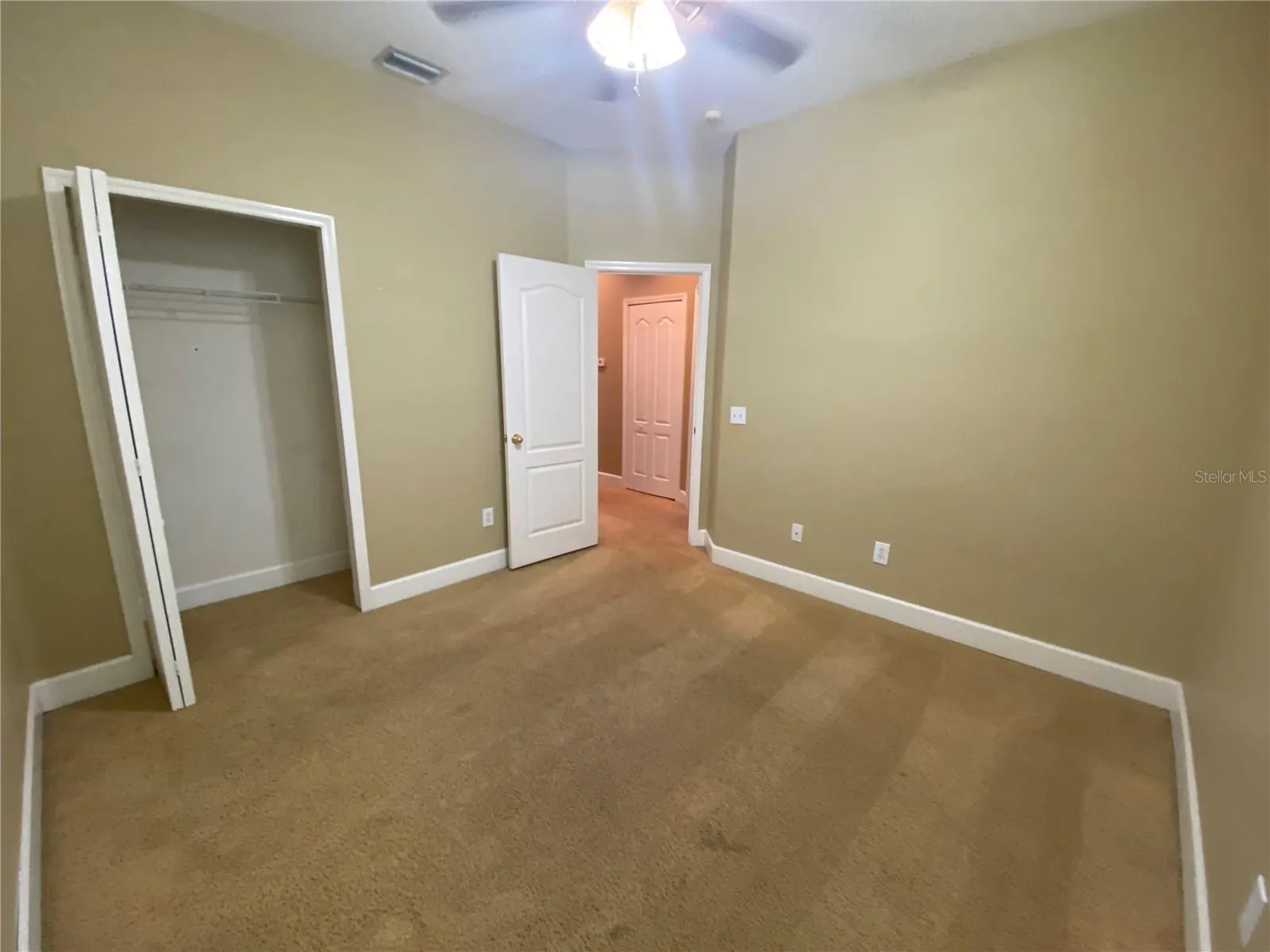5012 MIRROR RIDGE CT
