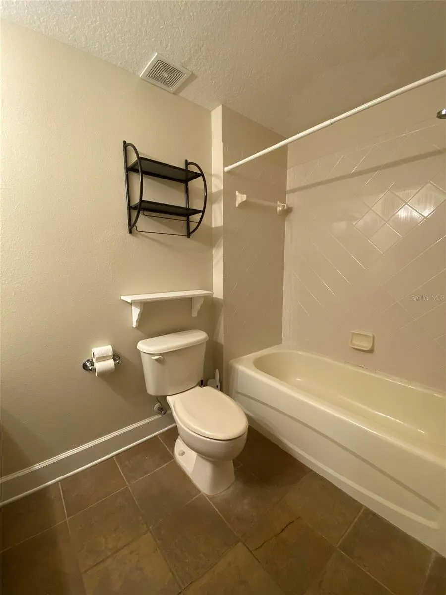 5012 MIRROR RIDGE CT