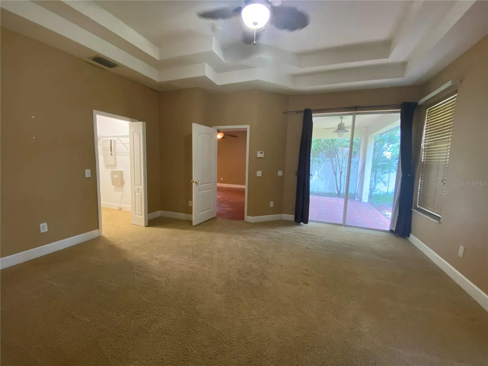 5012 MIRROR RIDGE CT