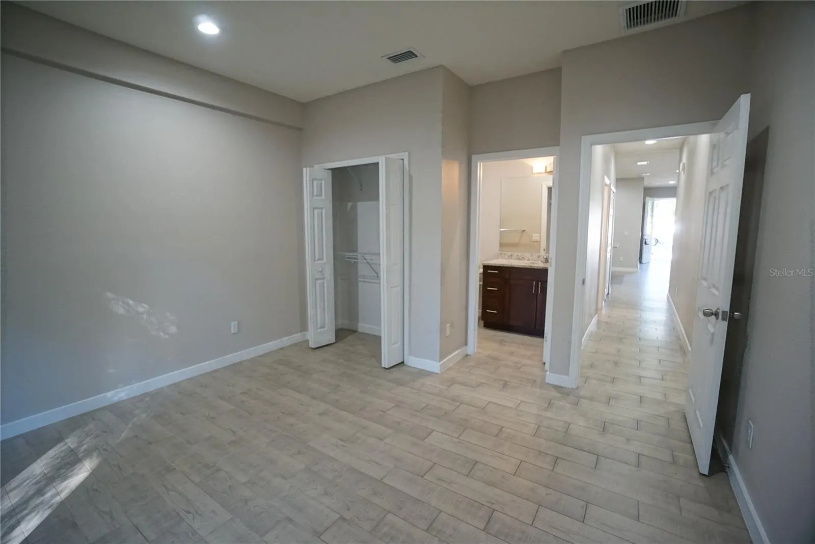 4210 N COOLIDGE AVE #3, #3