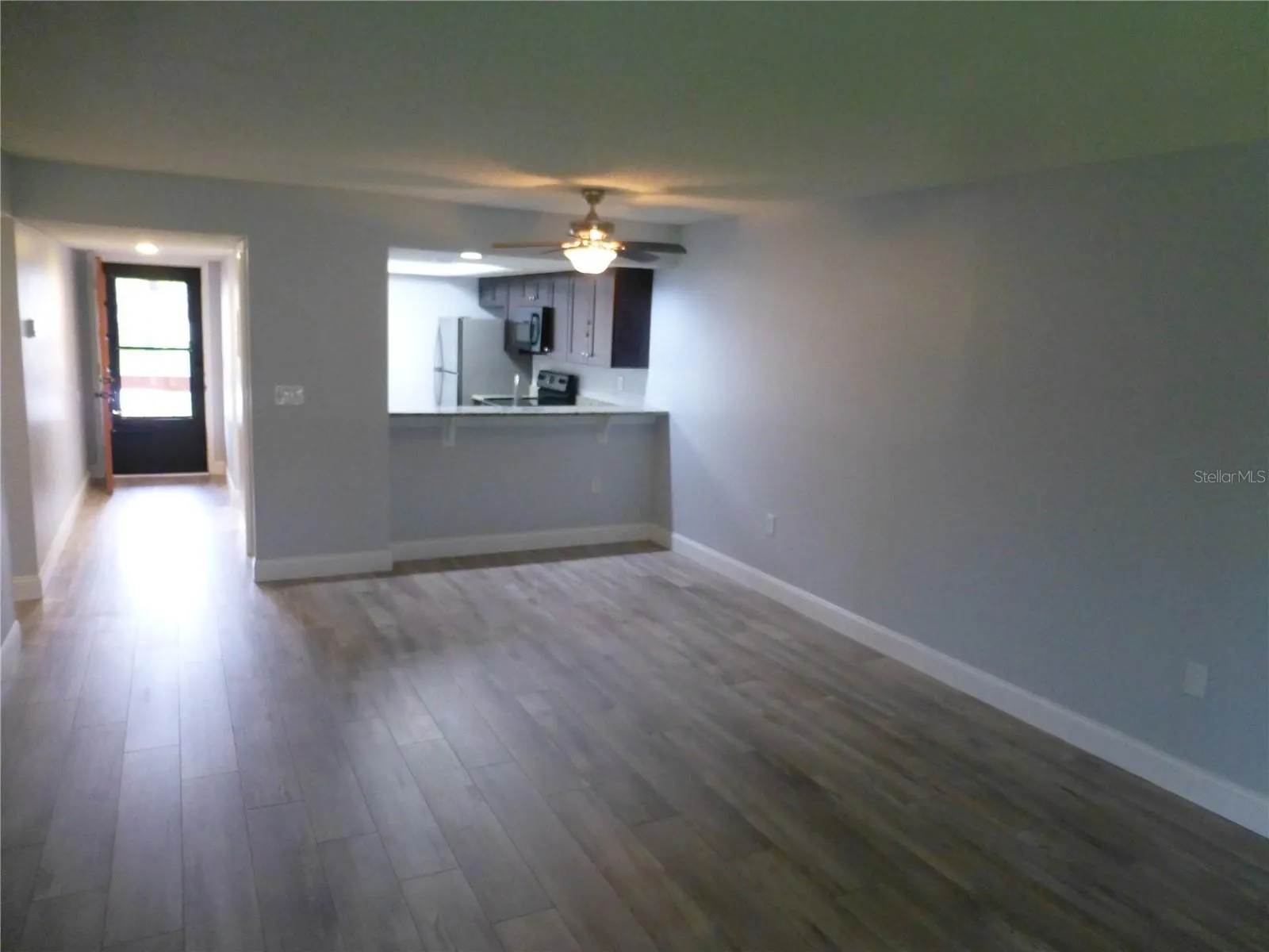 110 LAKESIDE DR #10, #10
