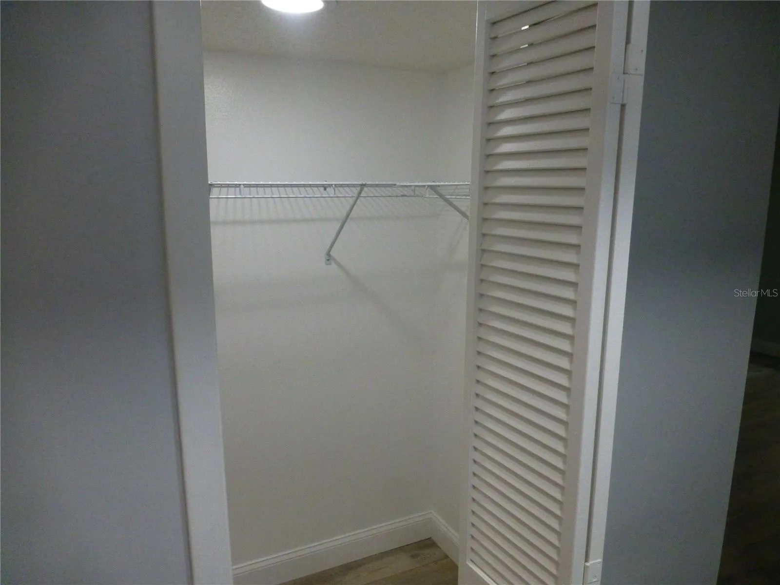 110 LAKESIDE DR #10, #10