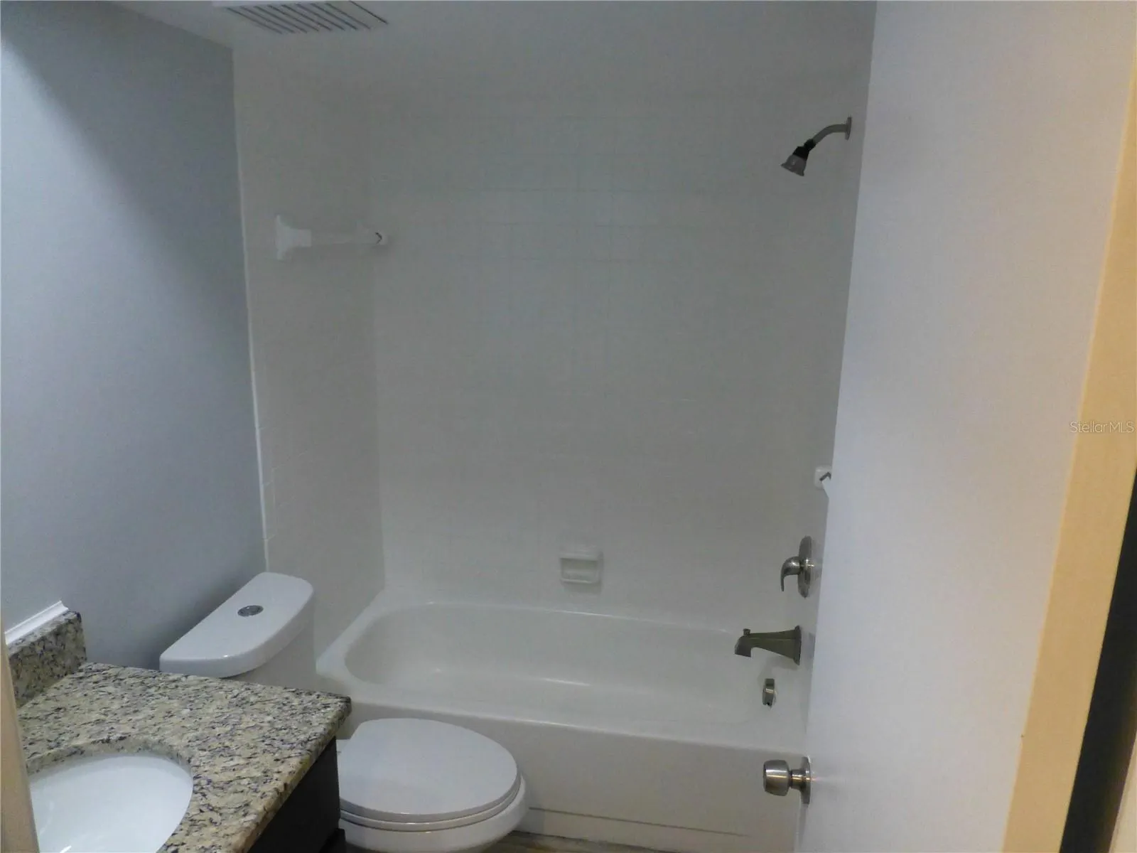 110 LAKESIDE DR #10, #10