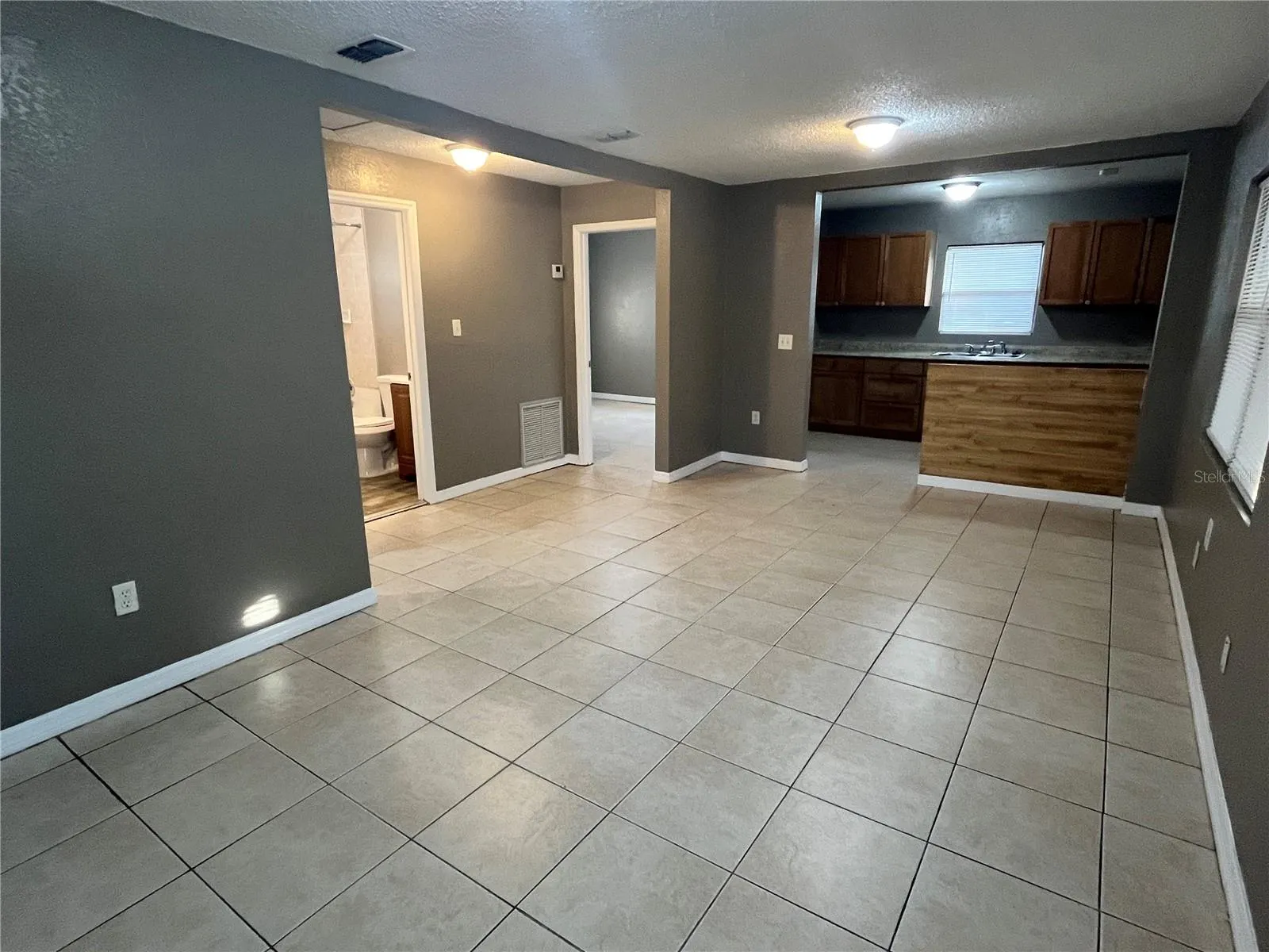 226 AVENUE Q NW