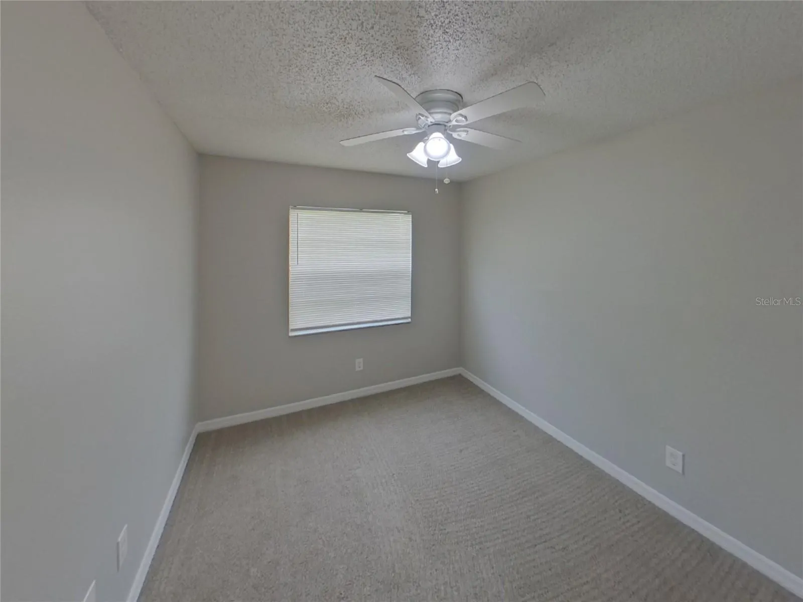 1624 CROSSRIDGE DR