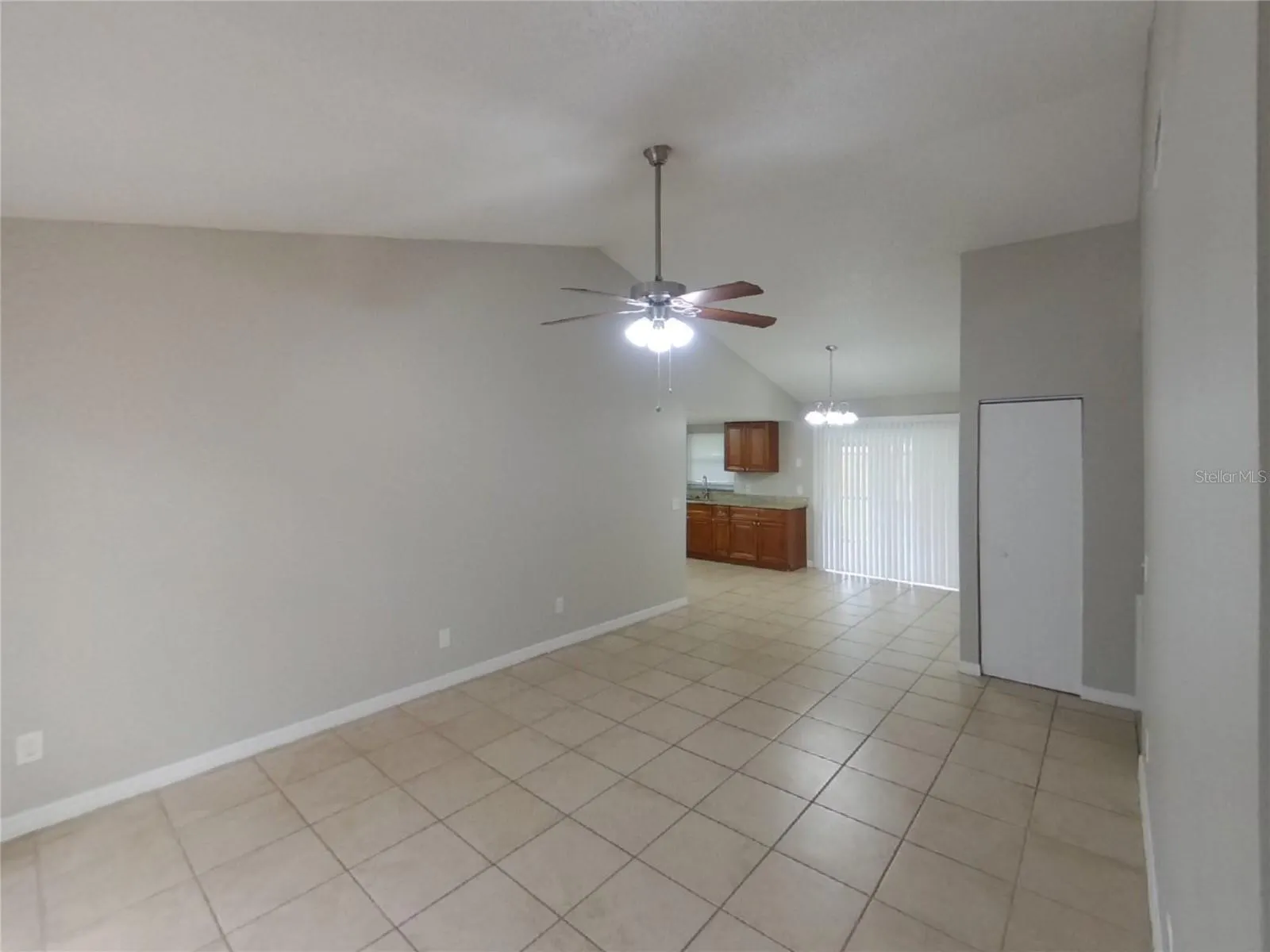 1624 CROSSRIDGE DR