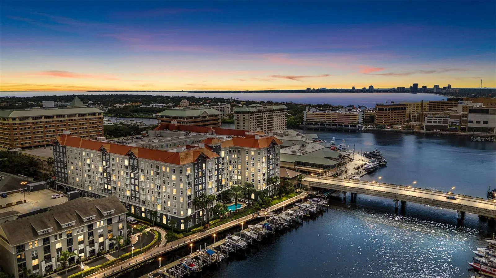 700 S HARBOUR ISLAND BLVD #238, #238