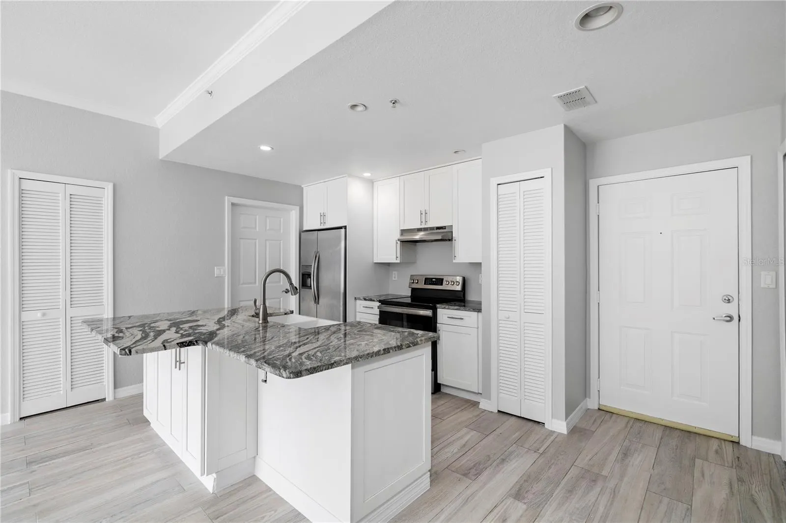 700 S HARBOUR ISLAND BLVD #238, #238