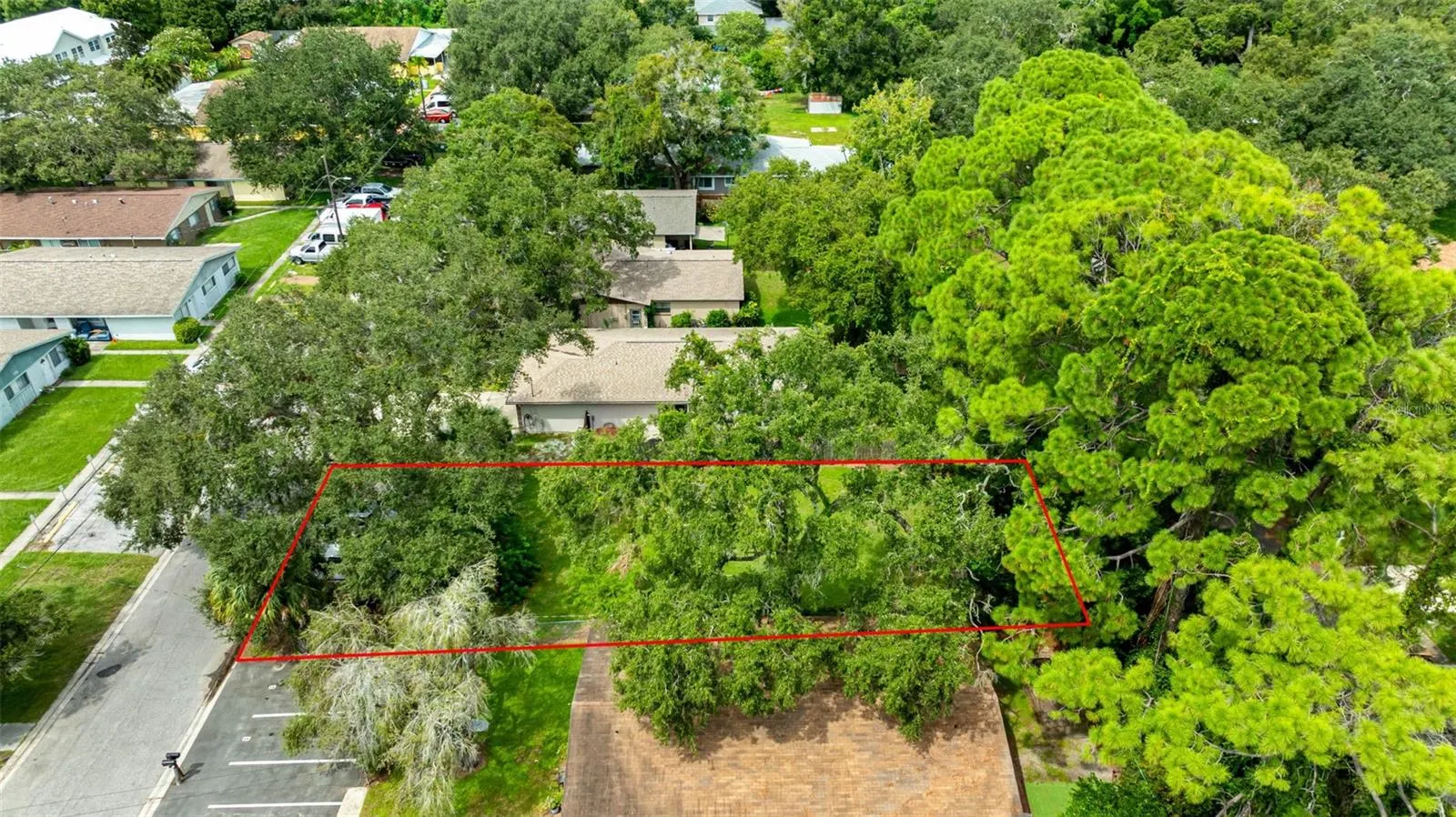 422 MAPLE WAY