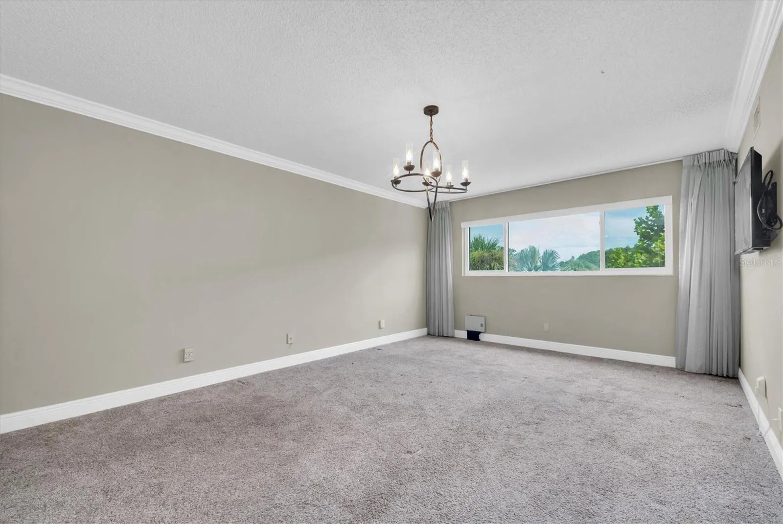 2470 RHODESIAN DR #56, #56