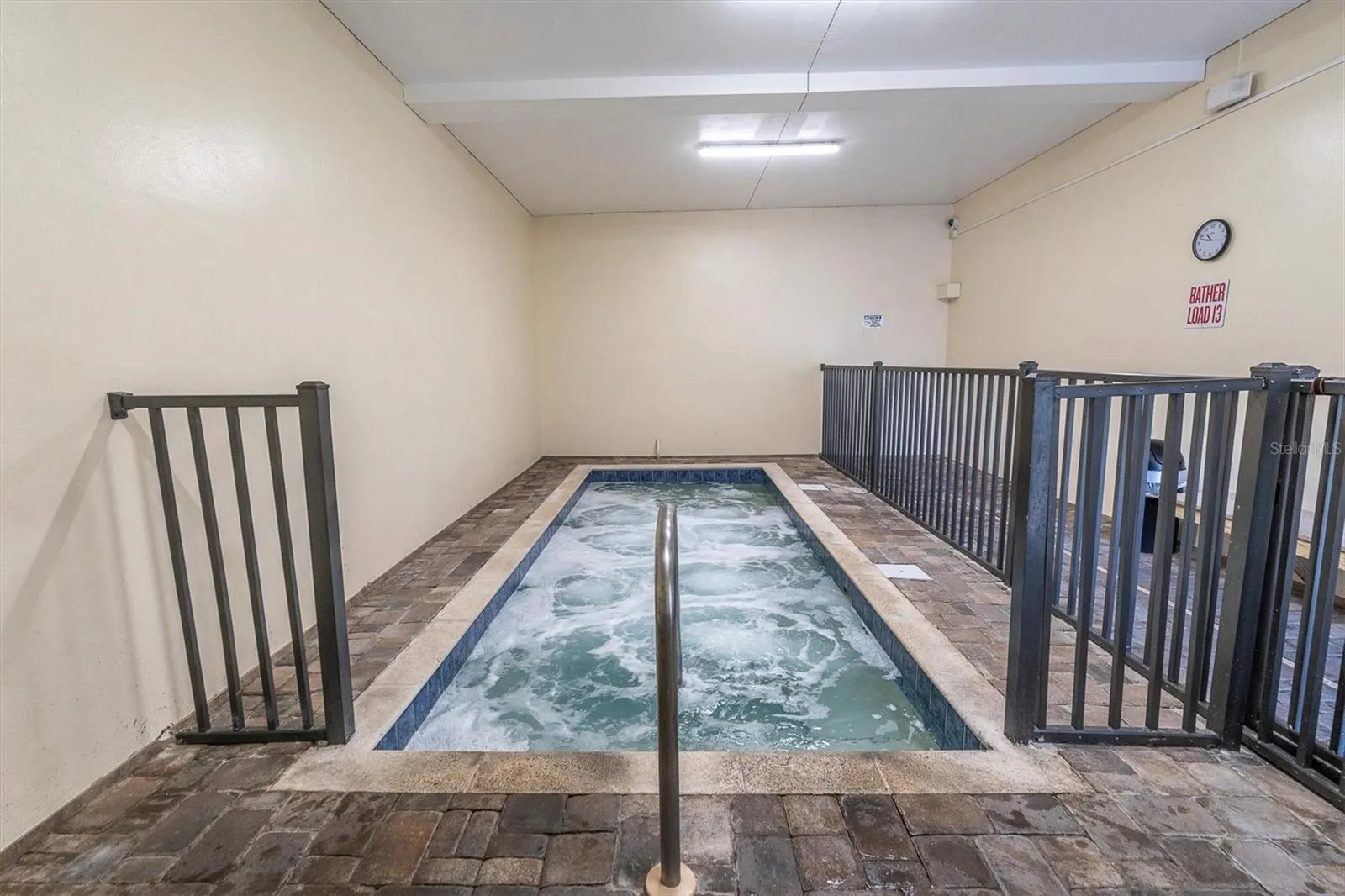 2470 RHODESIAN DR #56, #56