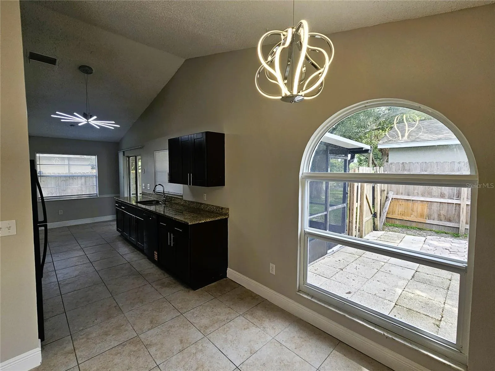 1407 MOHRLAKE DR