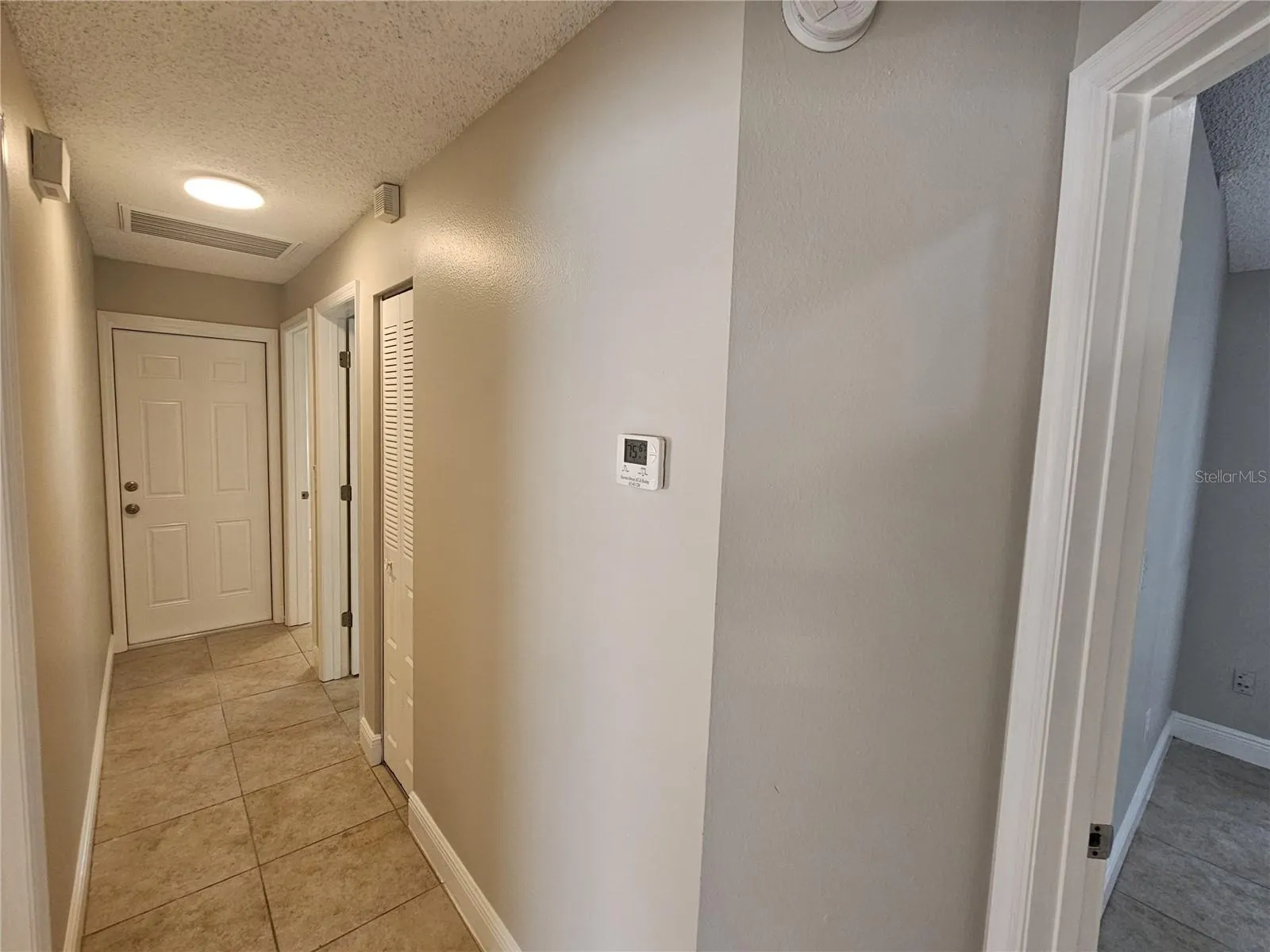 1407 MOHRLAKE DR