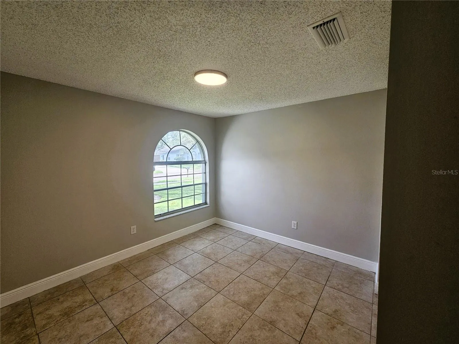 1407 MOHRLAKE DR