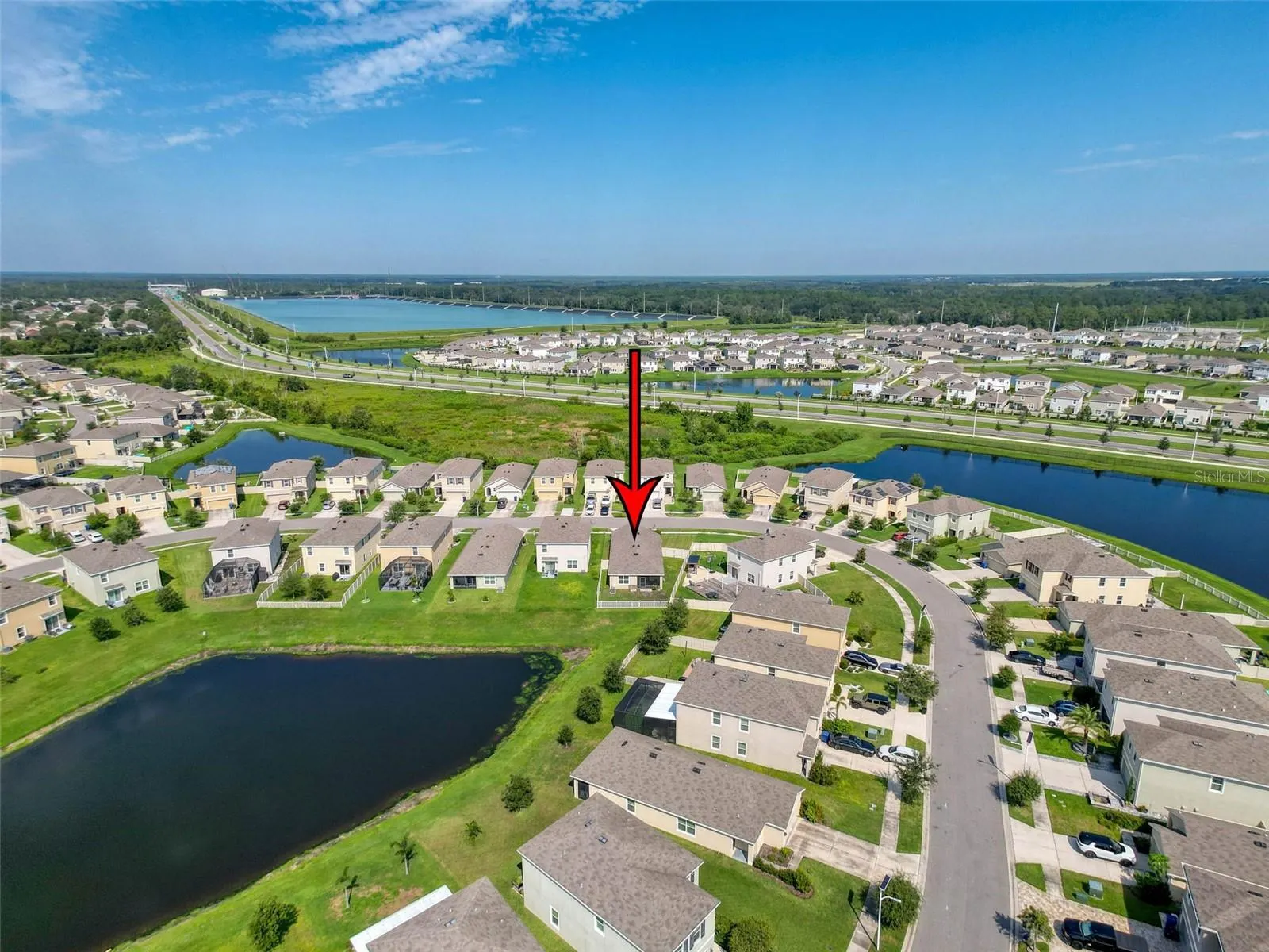 8089 PELICAN REED CIR