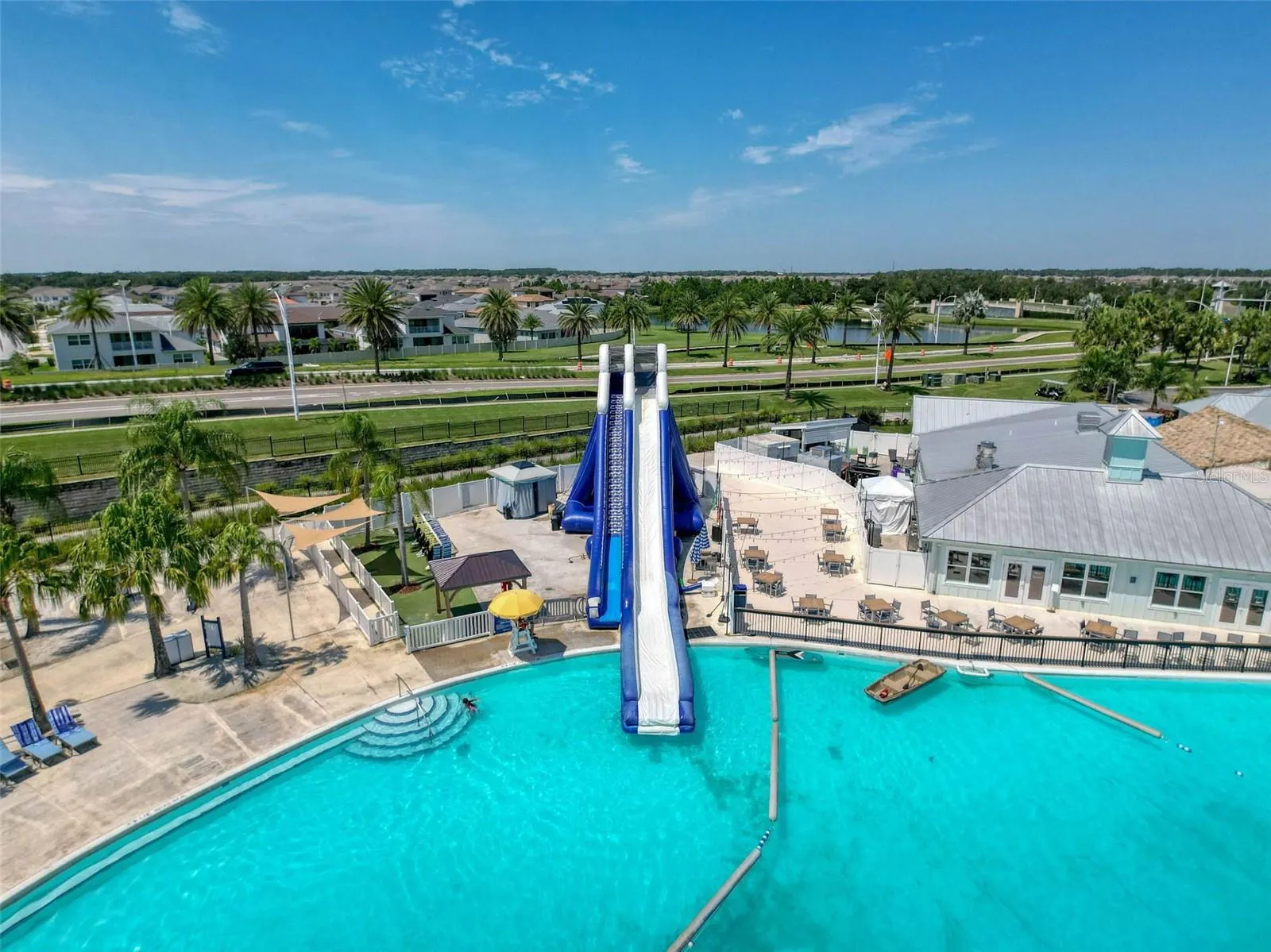 8089 PELICAN REED CIR