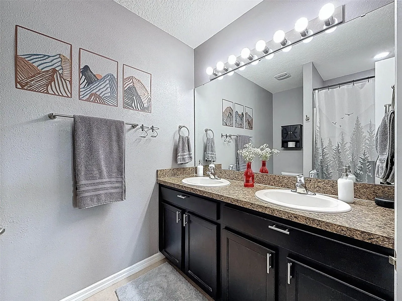 8089 PELICAN REED CIR