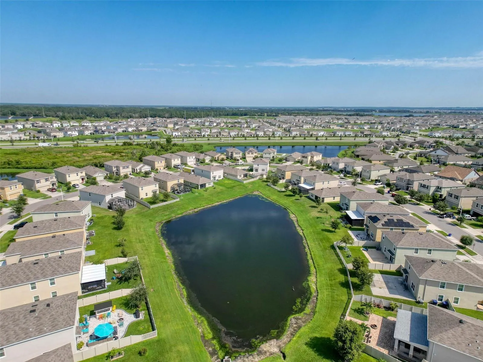 8089 PELICAN REED CIR