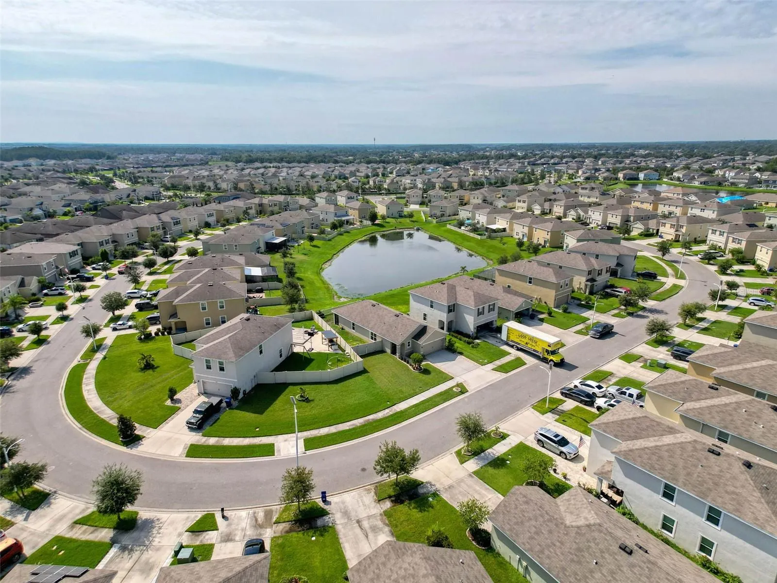 8089 PELICAN REED CIR