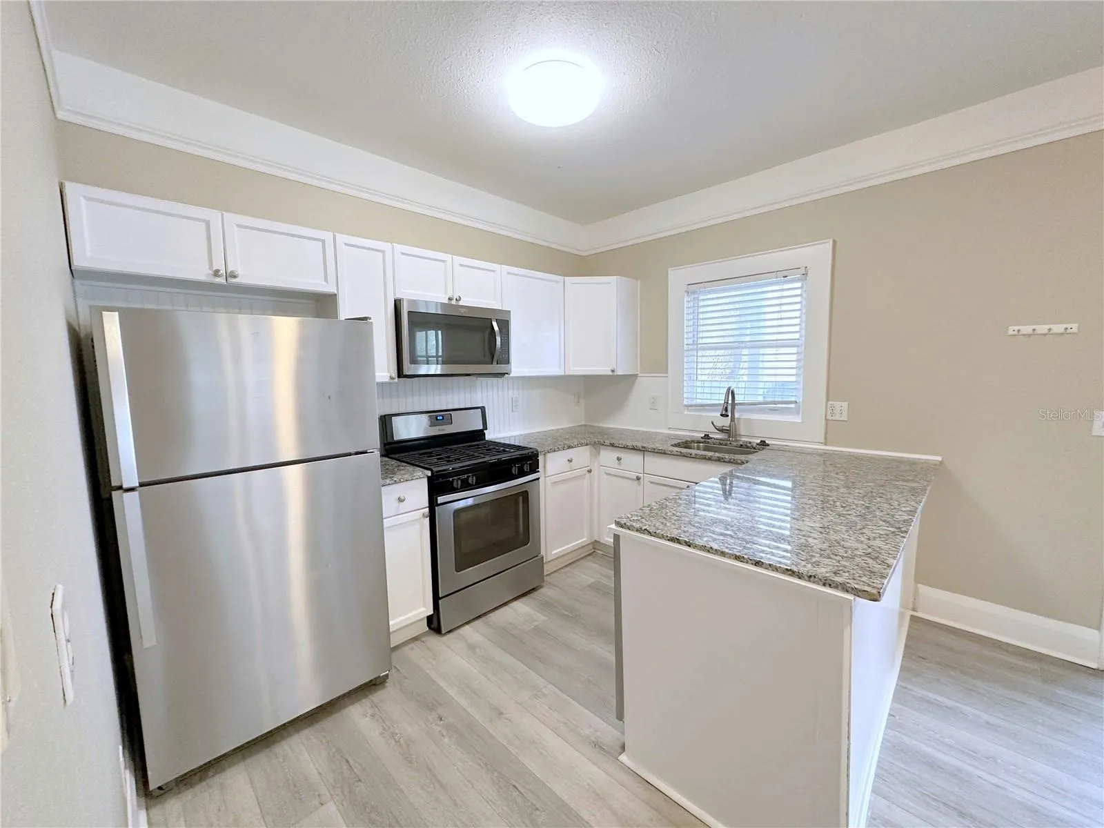209 S WESTLAND #B, #B