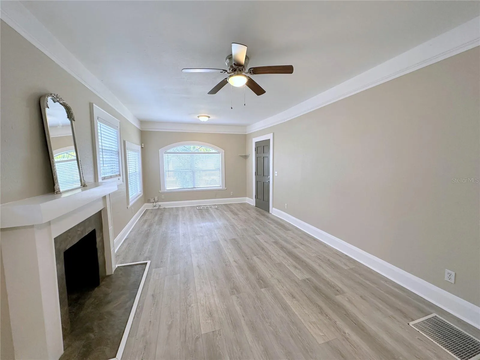 209 S WESTLAND #B, #B