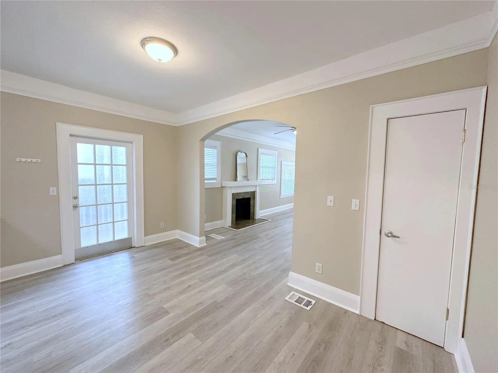 209 S WESTLAND #B, #B