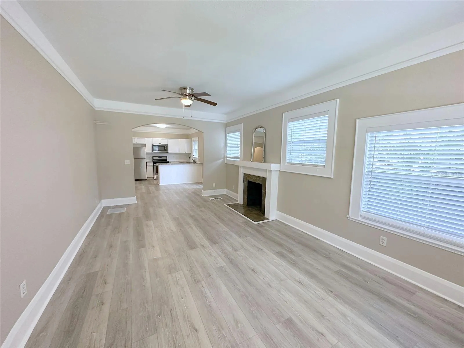 209 S WESTLAND #B, #B