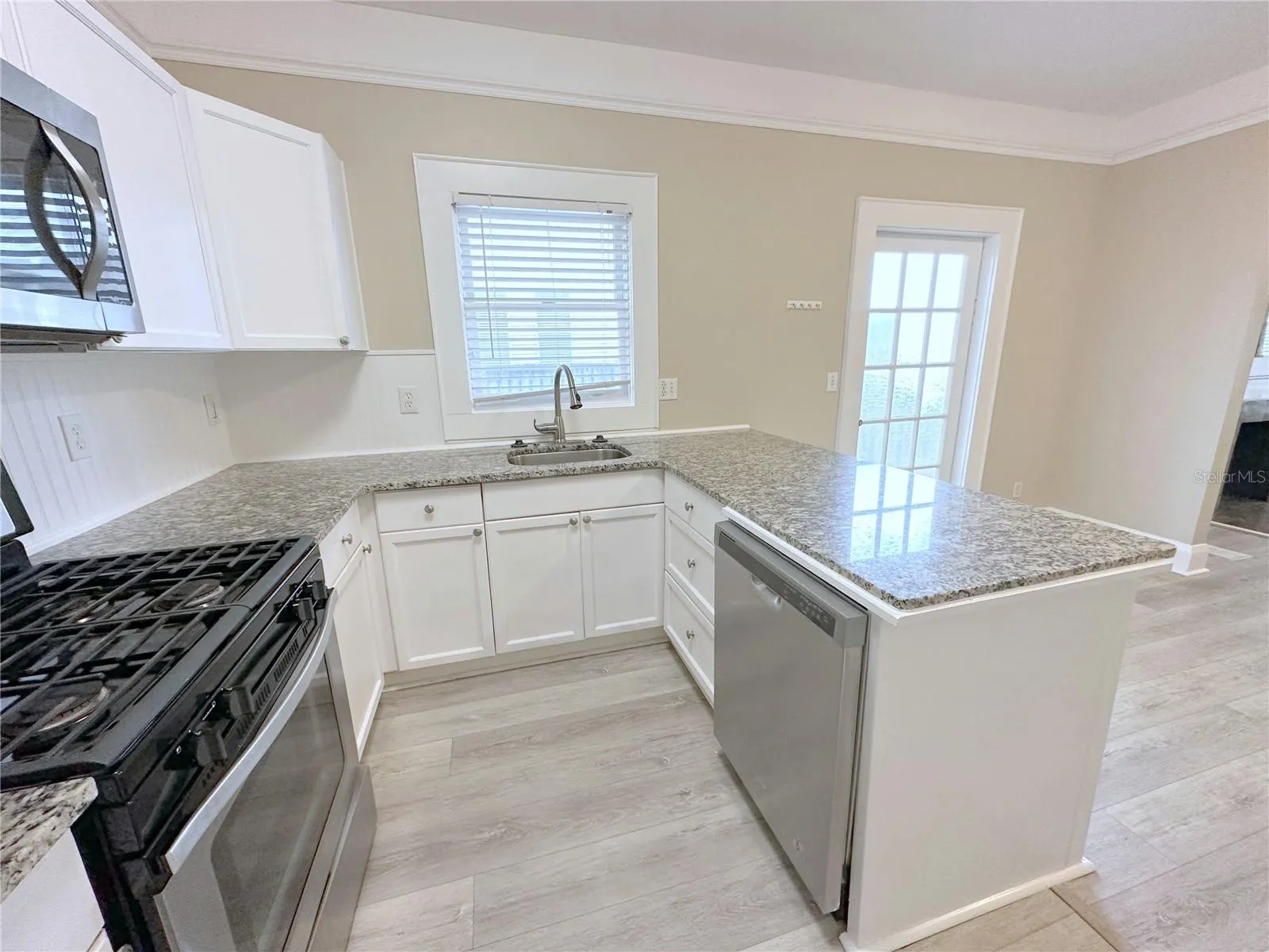 209 S WESTLAND #B, #B