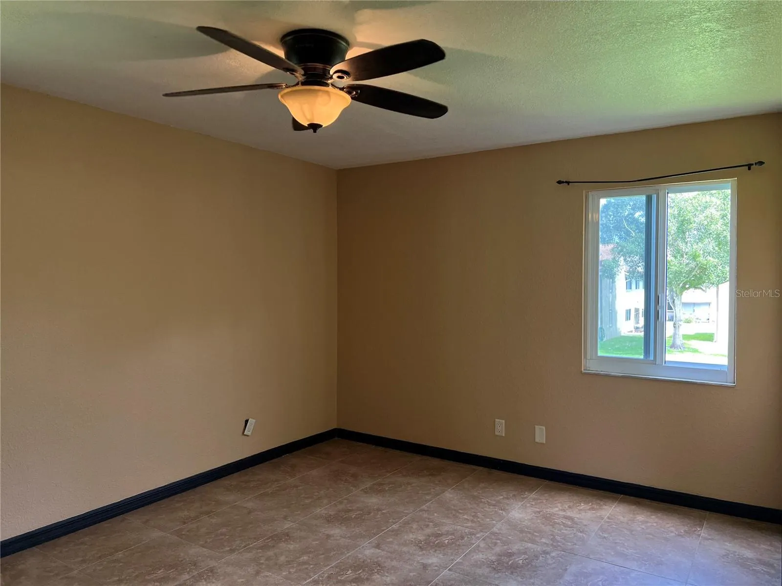 22481 WESTCHESTER BLVD #B27, #B27