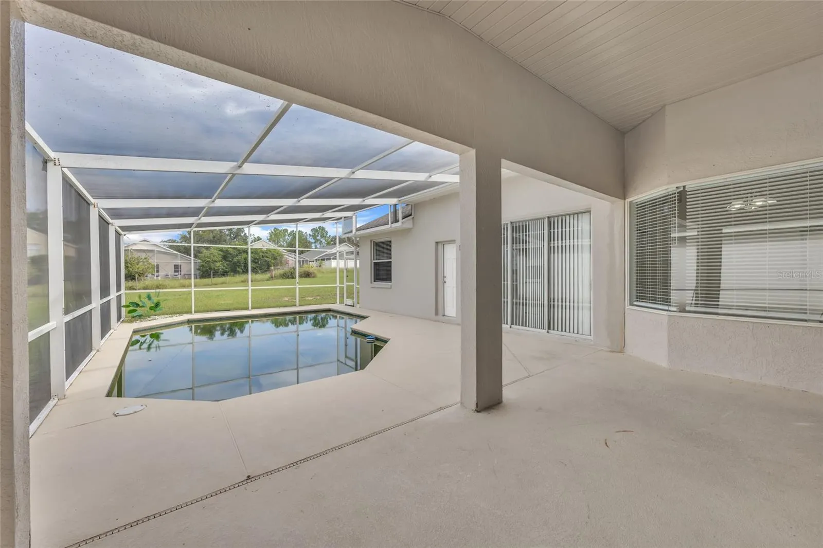 1047 DURANGO LOOP ST