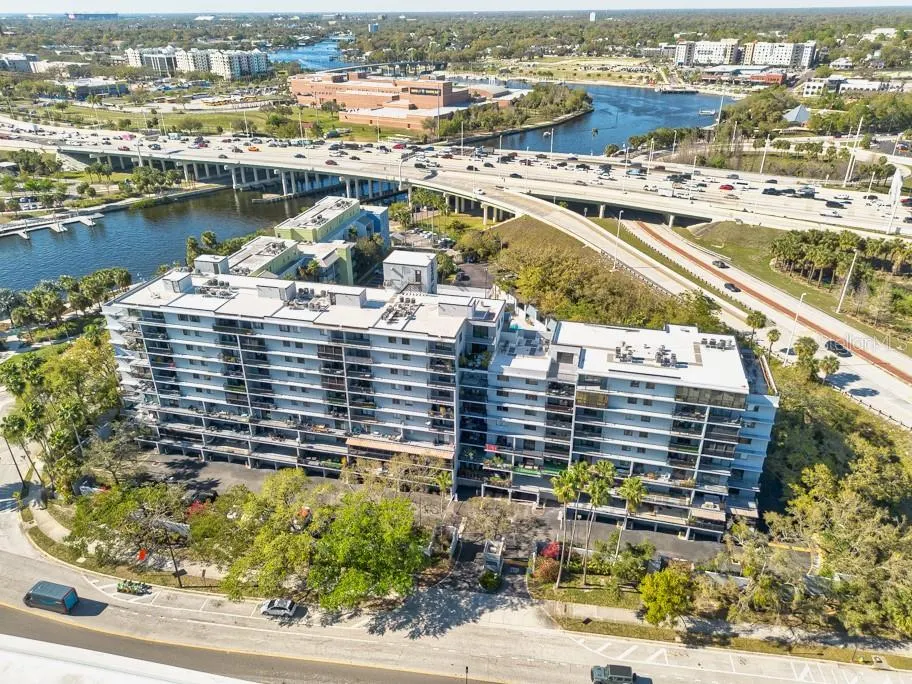 201 W LAUREL ST #909, #909