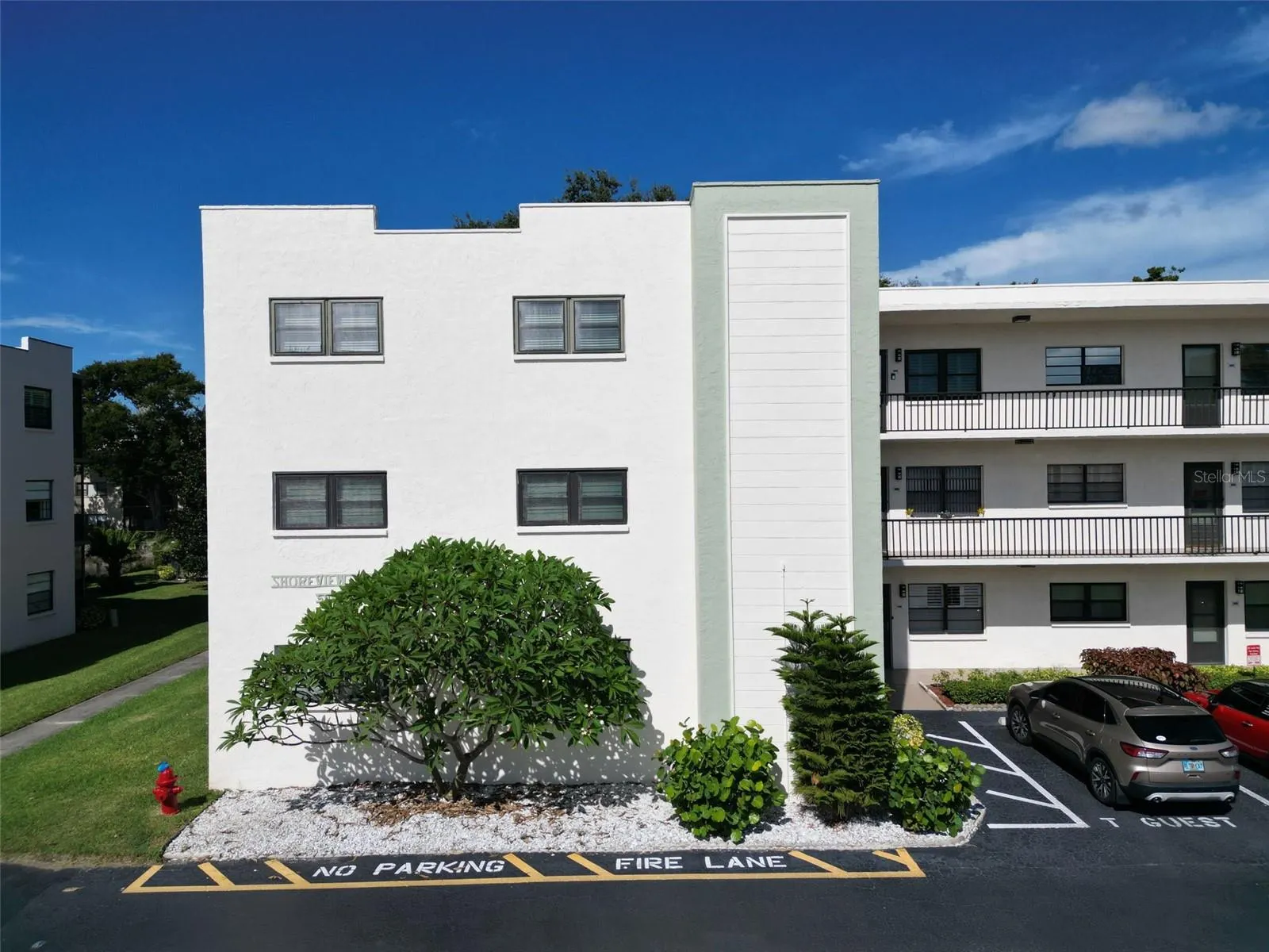 5980 TERRACE PARK DR N #301, #301