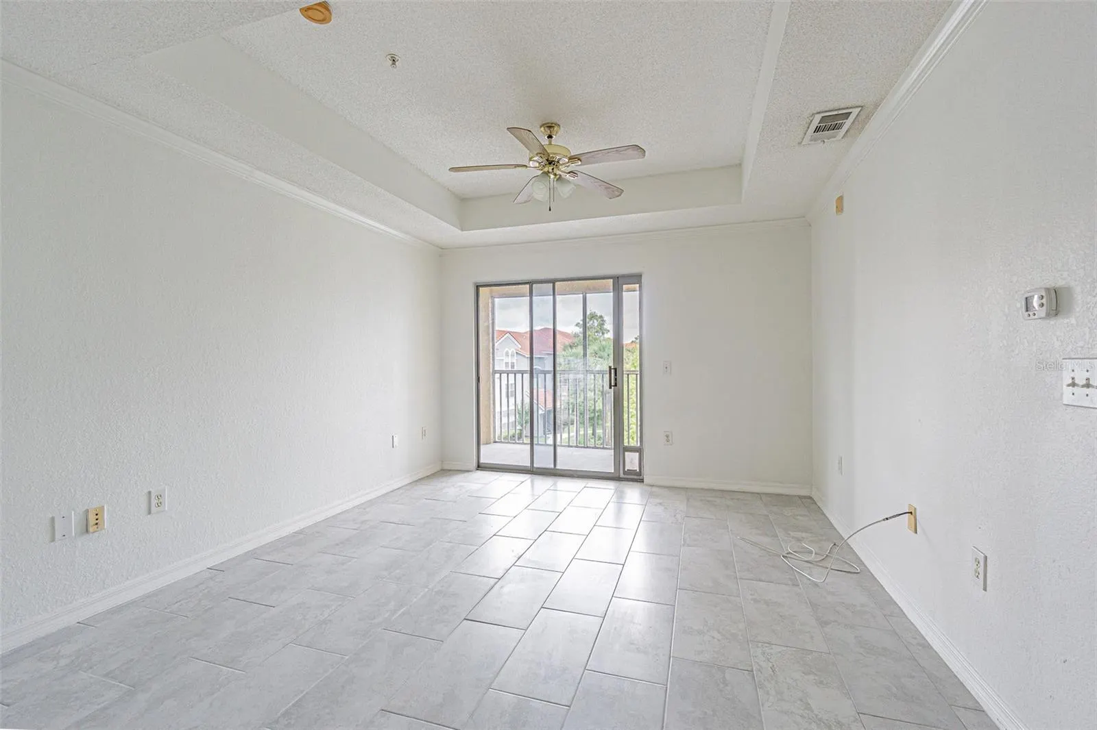 18001 RICHMOND PLACE DR #733, #733