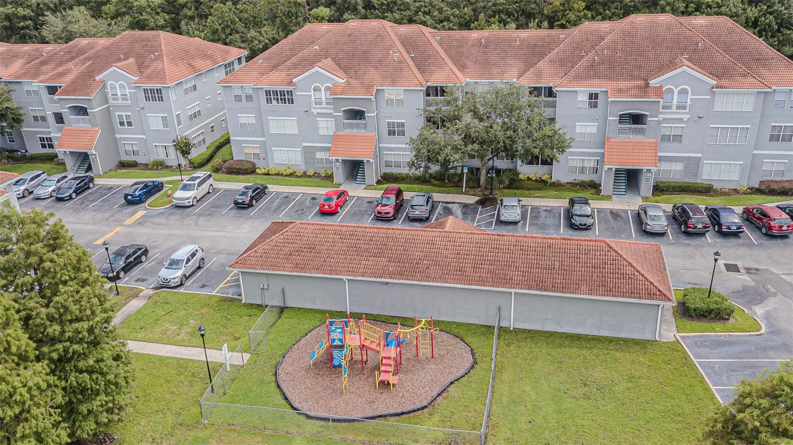 18001 RICHMOND PLACE DR #733, #733