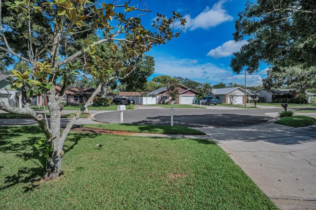 8840 MAGNOLIA PL